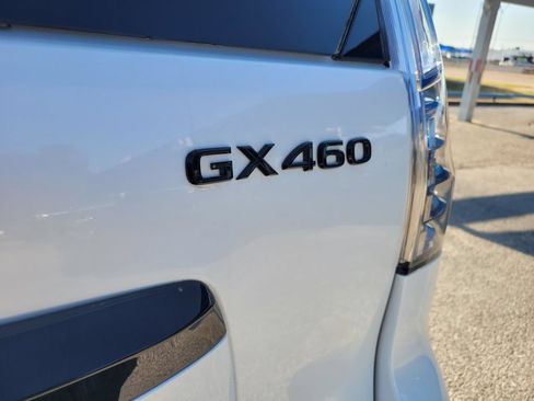 Used 2019 Lexus GX 460 Luxury AWD/4WD image 12