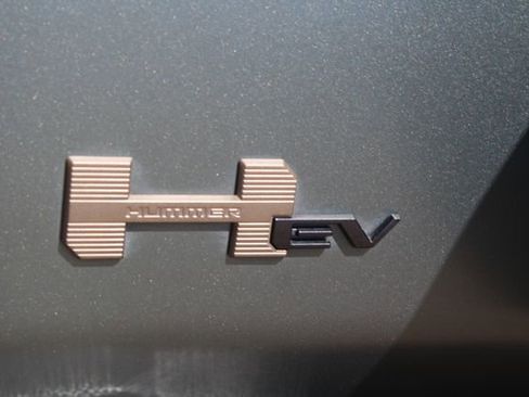 Used 2024 GMC Hummer EV 3X w/ Extreme Off-Road Package image 9