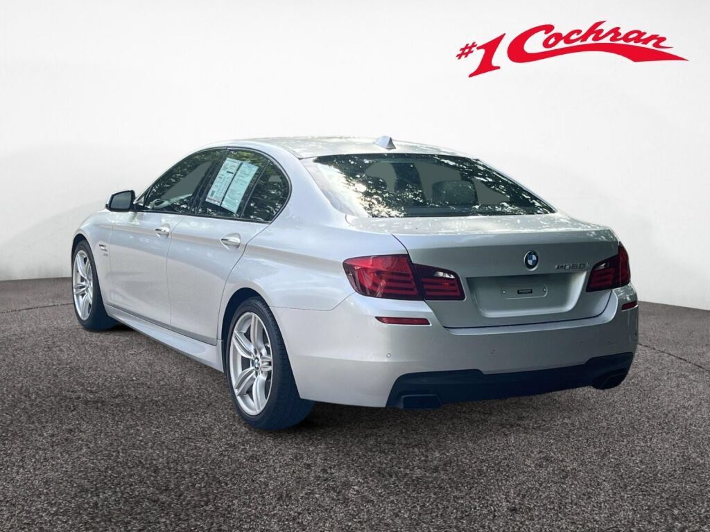 Used 2012 BMW 550i xDrive Sedan AWD/4WD image 9