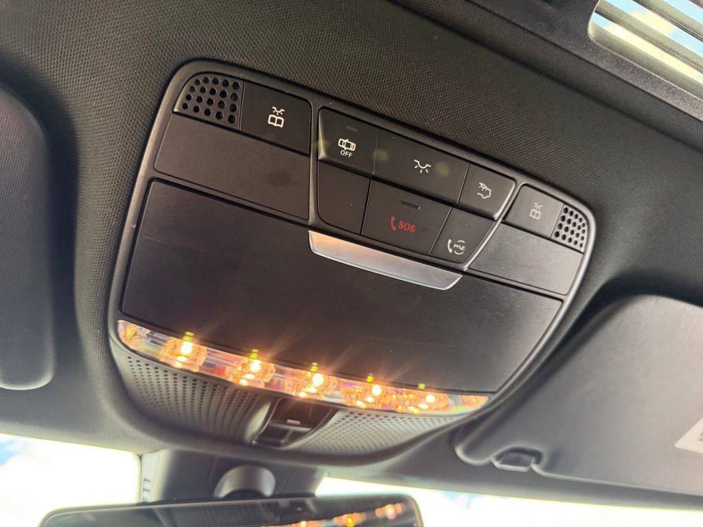 Used 2019 Mercedes-Benz C 300 4MATIC Sedan image 31