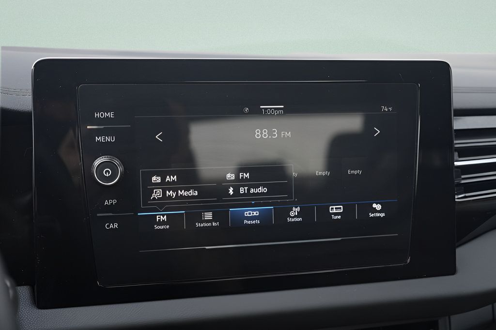 Used 2025 Volkswagen Jetta S FWD image 34