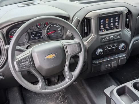 Used 2025 Chevrolet Silverado 1500 Custom RWD image 13