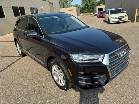 Used 2018 Audi Q7 3.0T Premium Plus AWD/4WD image 13
