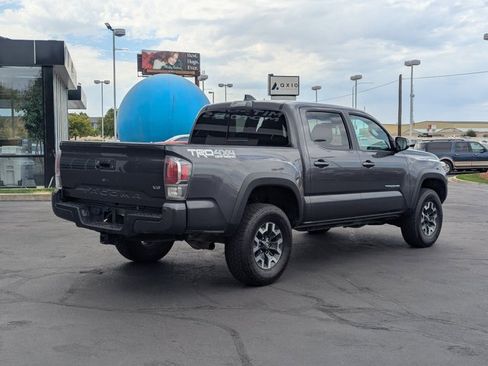Used 2023 Toyota Tacoma TRD Off-Road w/ Technology Package image 3