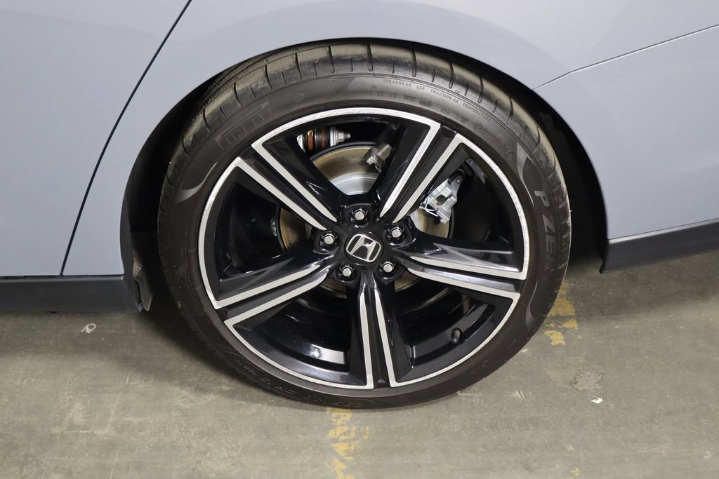 Used 2025 Honda Accord Sport image 42