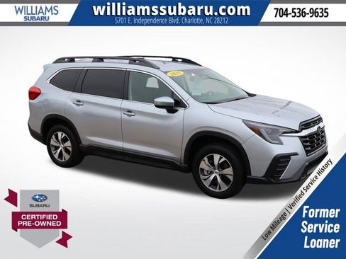 Certified 2025 Subaru Ascent Premium w/ Premium Package AWD/4WD image 1