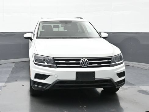 Used 2019 Volkswagen Tiguan SE w/ Panoramic Sunroof Package AWD/4WD image 7