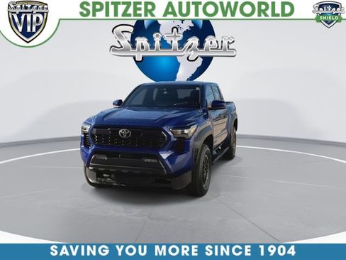 Used 2025 Toyota Tacoma TRD Off-Road AWD/4WD image 4