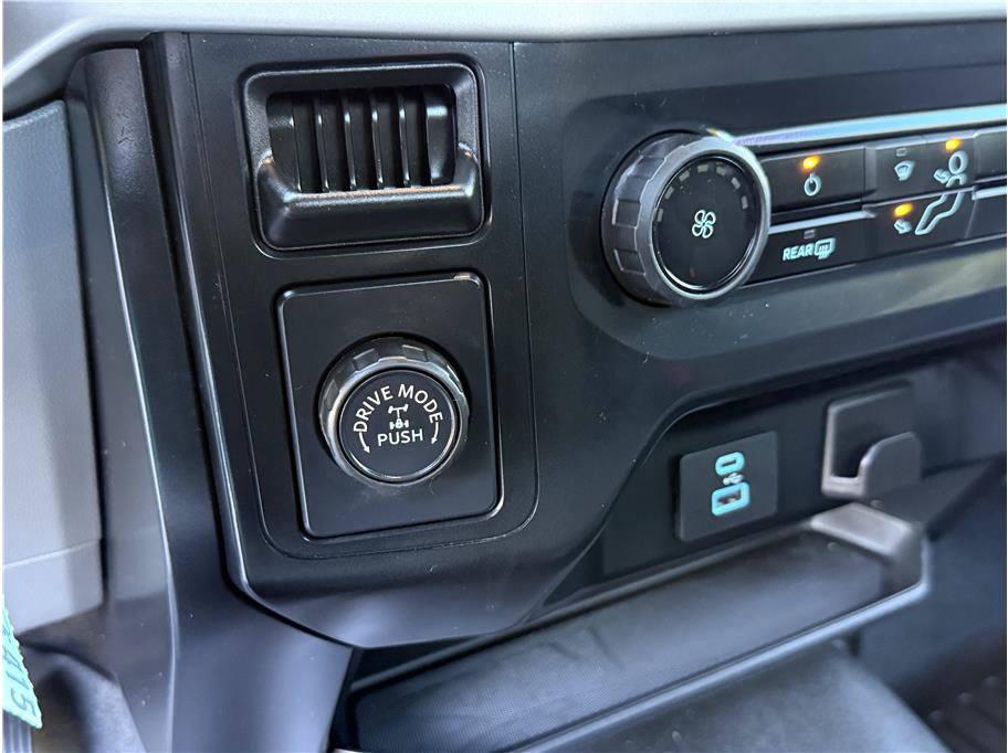 Used 2023 Ford F150 XL w/ Bed Utility Package RWD image 12