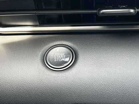 New 2026 Hyundai Elantra SEL Sport Premium FWD image 17