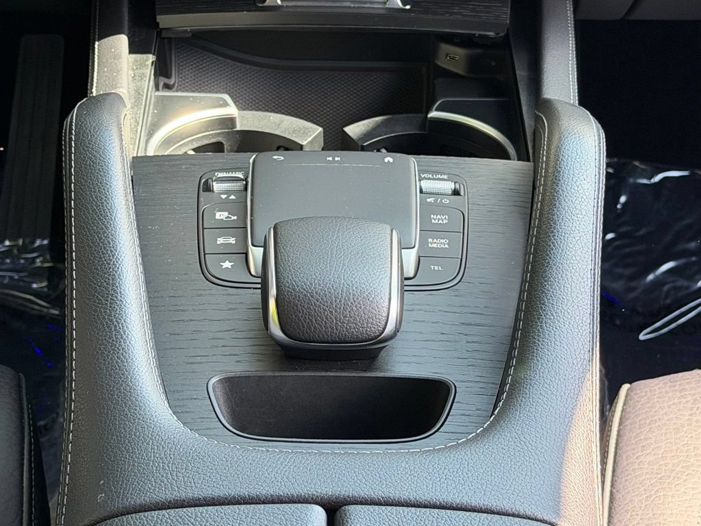 Used 2022 Mercedes-Benz GLE 350 4MATIC w/ Premium Package image 47