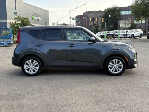 Used 2021 Kia Soul LX FWD image 35