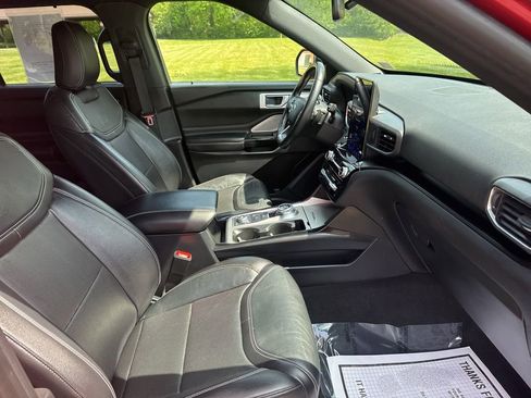 Used 2021 Ford Explorer ST w/ Equipment Group 401A AWD/4WD image 14