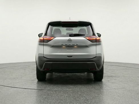 Used 2025 Nissan Rogue SV FWD image 7