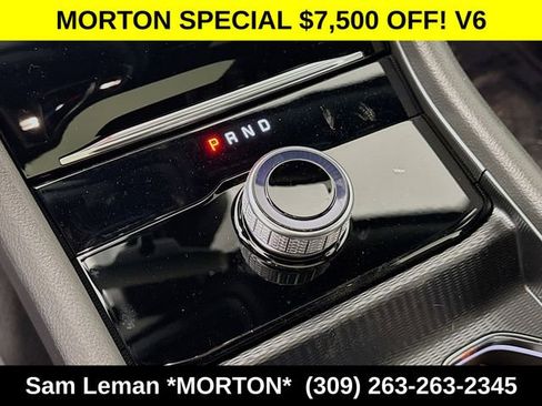 New 2025 Jeep Grand Cherokee Laredo w/ Luxury Tech Group I AWD/4WD image 16