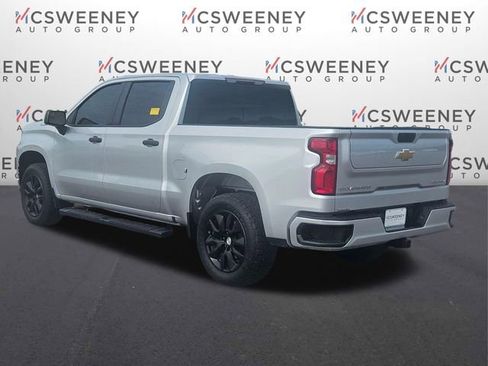 Used 2021 Chevrolet Silverado 1500 Custom RWD image 3