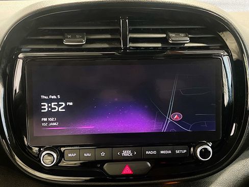 Used 2023 Kia Soul S image 11