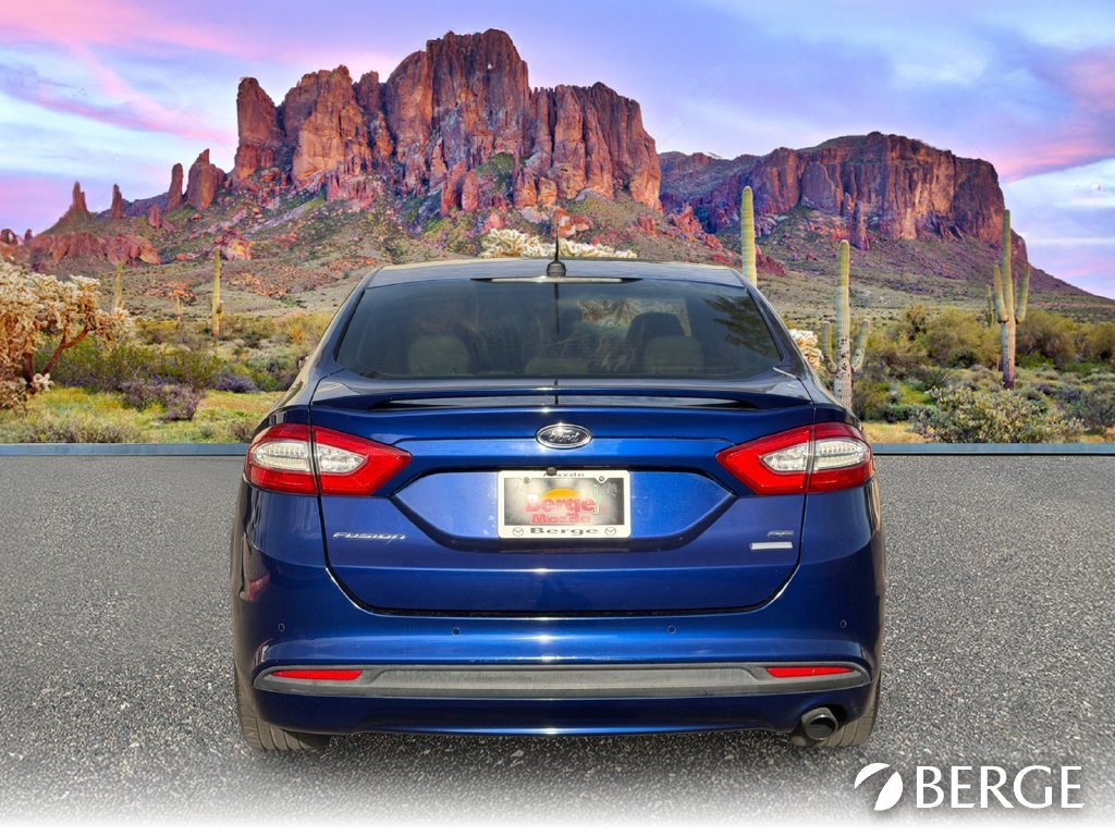 Used 2016 Ford Fusion SE FWD image 7