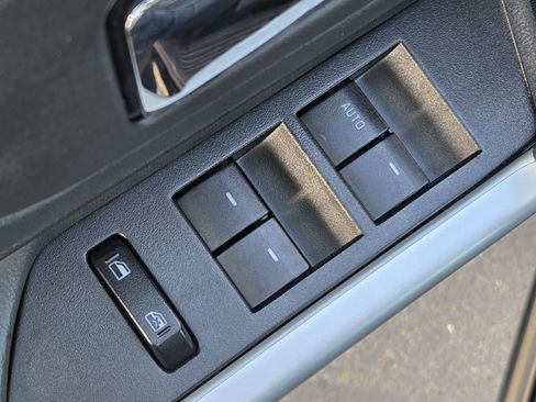 Used 2014 Ford Edge SE w/ Equipment Group 101A image 17