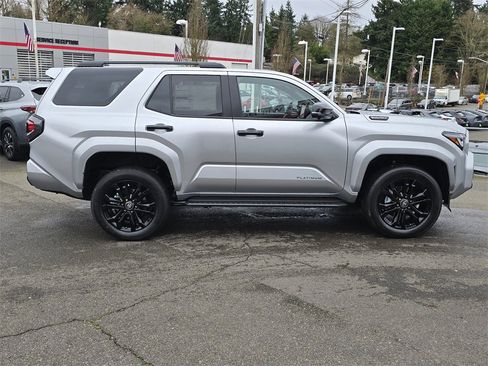 New 2026 Toyota 4Runner 4WD image 9