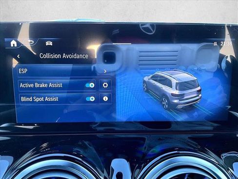 New 2026 Mercedes-Benz GLB 250 4MATIC image 24