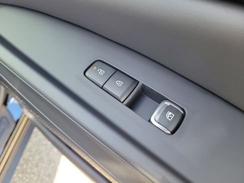 New 2026 Kia Carnival SX Prestige FWD image 11