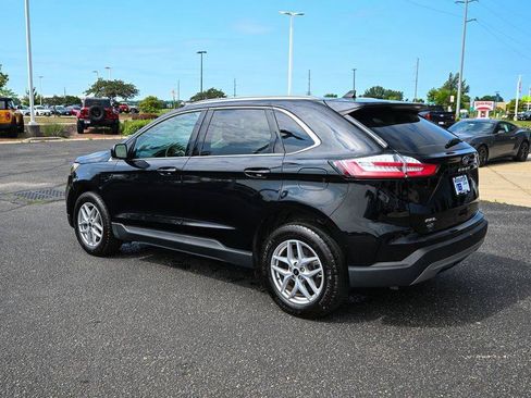 Certified 2024 Ford Edge SEL w/ Convenience Package AWD/4WD image 7