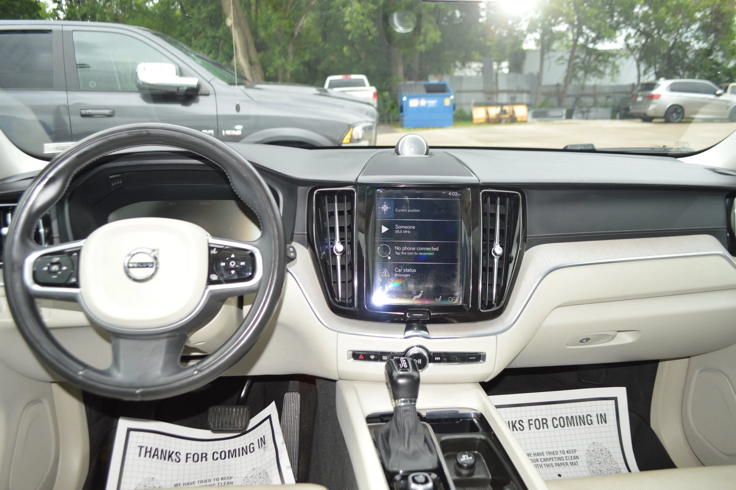 Used 2018 Volvo XC60 T6 Inscription w/ Luxury Seat Package AWD/4WD image 17