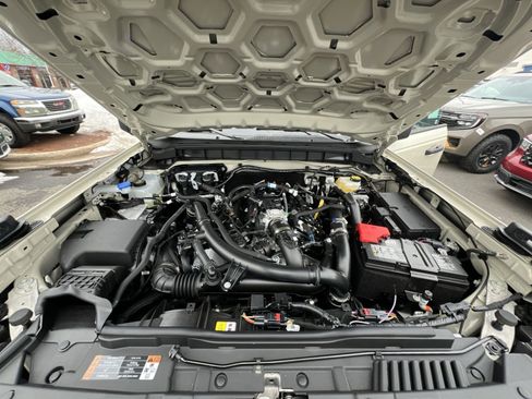 New 2025 Ford Bronco Badlands image 27