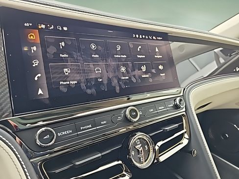 New 2025 Bentley Flying Spur Plug-In Hybrid AWD/4WD image 23