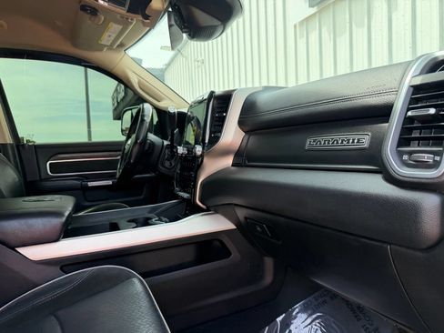 Used 2019 RAM 2500 Laramie AWD/4WD image 17