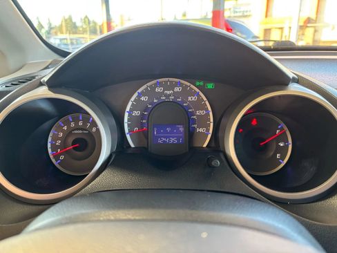 Used 2013 Honda Fit image 17