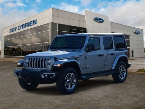 Used 2018 Jeep Wrangler Unlimited Sahara image 1