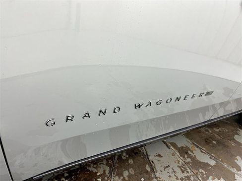 New 2026 Jeep Grand Wagoneer Limited w/ Premium Group II image 27