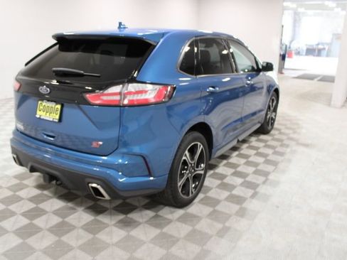 Used 2020 Ford Edge ST w/ Cold Weather Package image 7