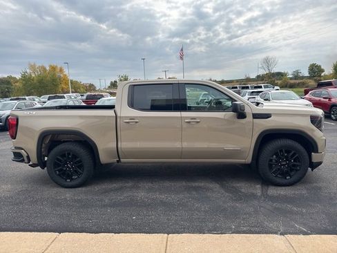 Used 2023 GMC Sierra 1500 Elevation image 2