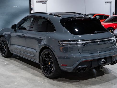 Used 2022 Porsche Macan GTS AWD/4WD image 4