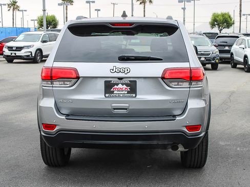 Used 2021 Jeep Grand Cherokee Laredo AWD/4WD image 7