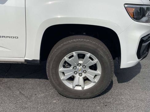 Used 2022 Chevrolet Colorado LT w/ LT Convenience Package AWD/4WD image 10