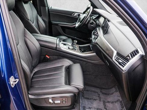 Used 2022 BMW X5 xDrive40i w/ Premium Package image 29