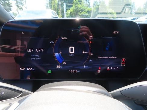 Certified 2025 Chevrolet Equinox EV RS w/ Convenience Package II AWD/4WD image 20