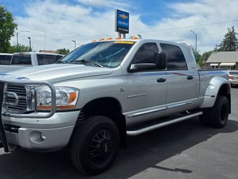 Used 2006 Dodge Ram 3500 Truck Laramie w/ Protection Group AWD/4WD image 3