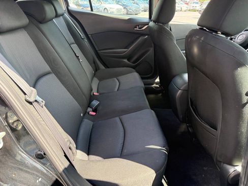 Used 2016 MAZDA MAZDA3 i Sport FWD image 27