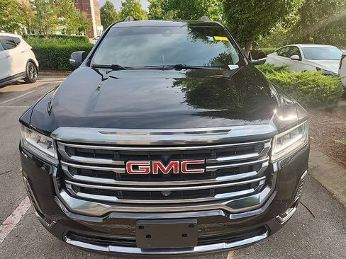 Used 2022 GMC Acadia AT4 w/ Technology Package AWD/4WD image 2