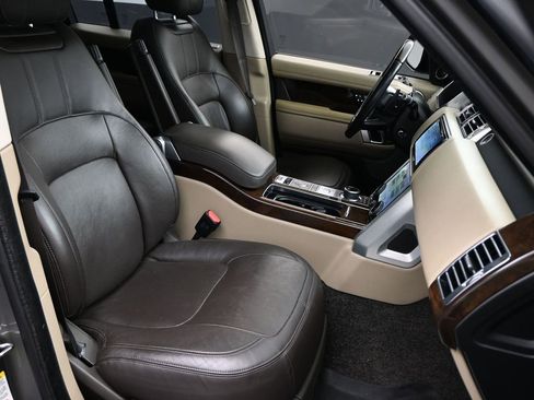 Used 2021 Land Rover Range Rover Westminster Edition image 10