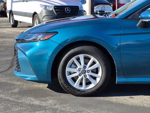 Used 2025 Toyota Camry LE image 19