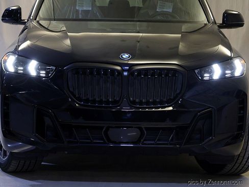 New 2026 BMW X5 xDrive50e w/ Executive Package image 6