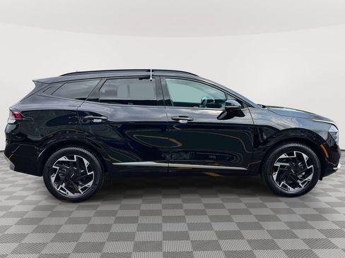 Certified 2025 Kia Sportage SX AWD/4WD image 4