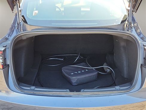 Used 2020 Tesla Model 3 Standard Range Plus image 12