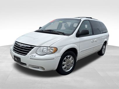 Used 2007 Chrysler Town & Country Touring w/ Luxury Group